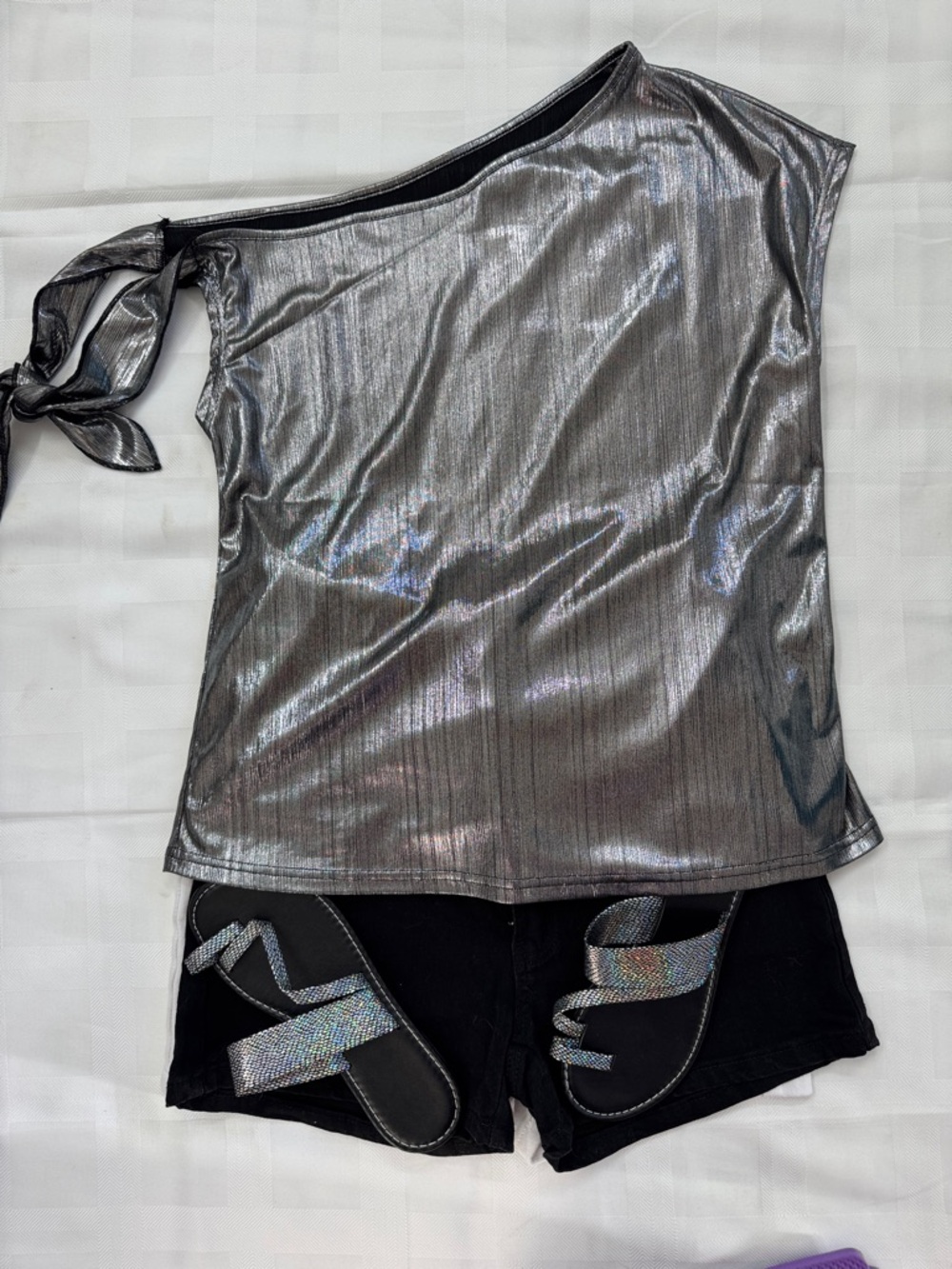 SHEIN Silver One-Shoulder Tie Top